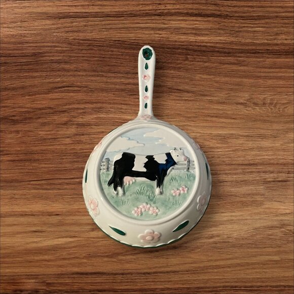 Vintage Sigma Cow Skillet Wall Decor Sigma Tastesetter - Picture 1 of 4